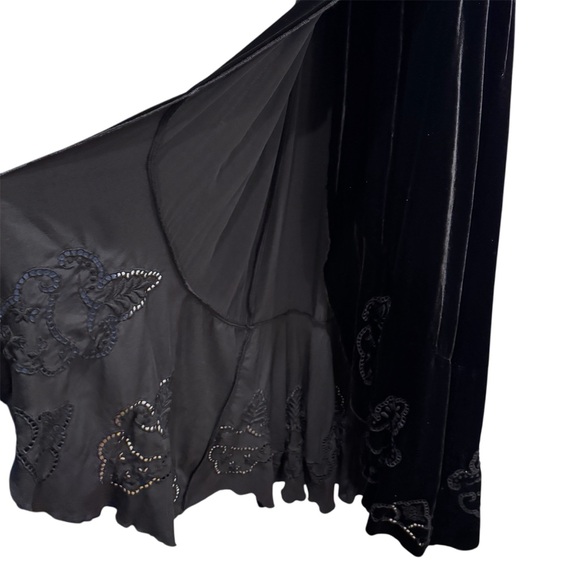 Love Johnny Was Velvet Maxi Dress Silk Embroidered Floral Holiday Party Black XS - Picture 6 of 12